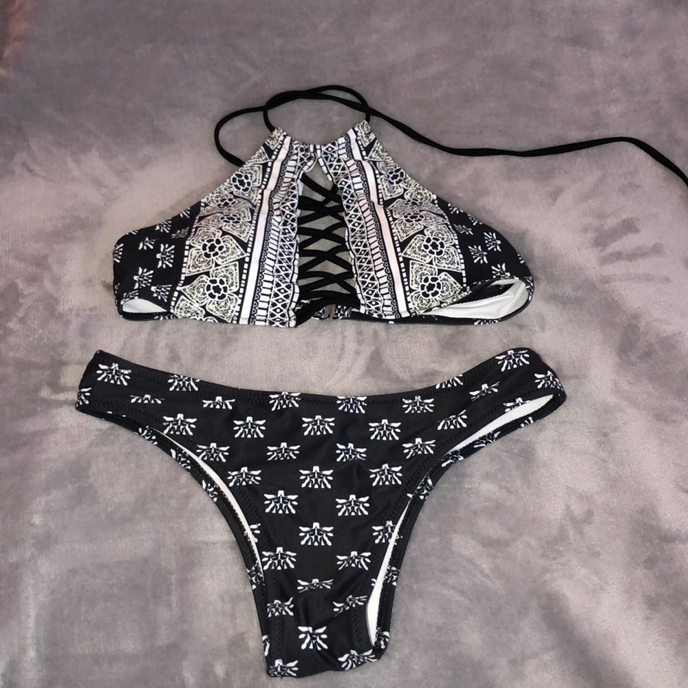 Halter Bikini Set - Picture 2 of 4